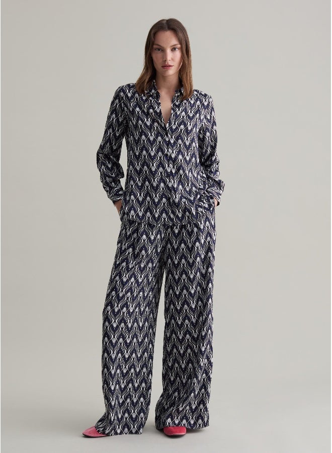 او في اس قميص بطبعة ليبرتي - Image 1