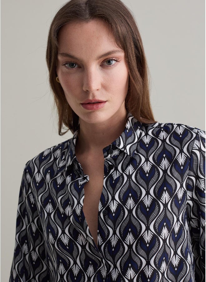 او في اس قميص بطبعة ليبرتي - Image 2