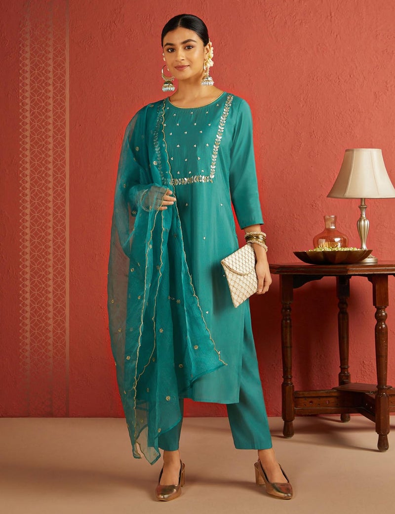 Kaari Women Silk Roman 7525 Kurta Set (KAAAW24WSKD-72002_Imperial Teal_XL) - Image 2
