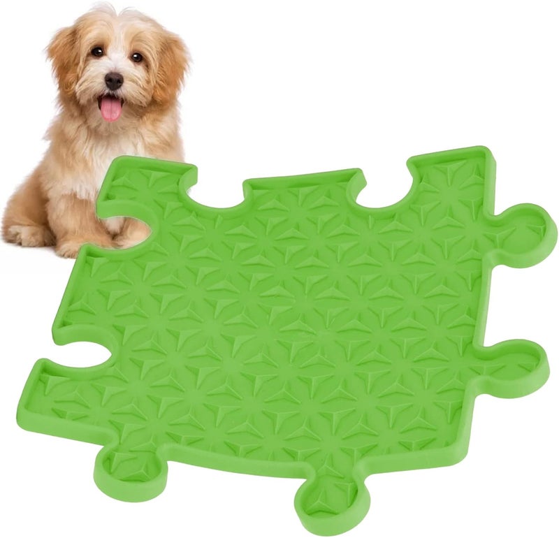 Dog Licking Pad, Slow Feeding Mat for Pets, Silicone, 9.1 x 9.1 Inch, Green - Anxiety Relief, Health Support, Ideal for Dogs and Cats (Green) - Image 2