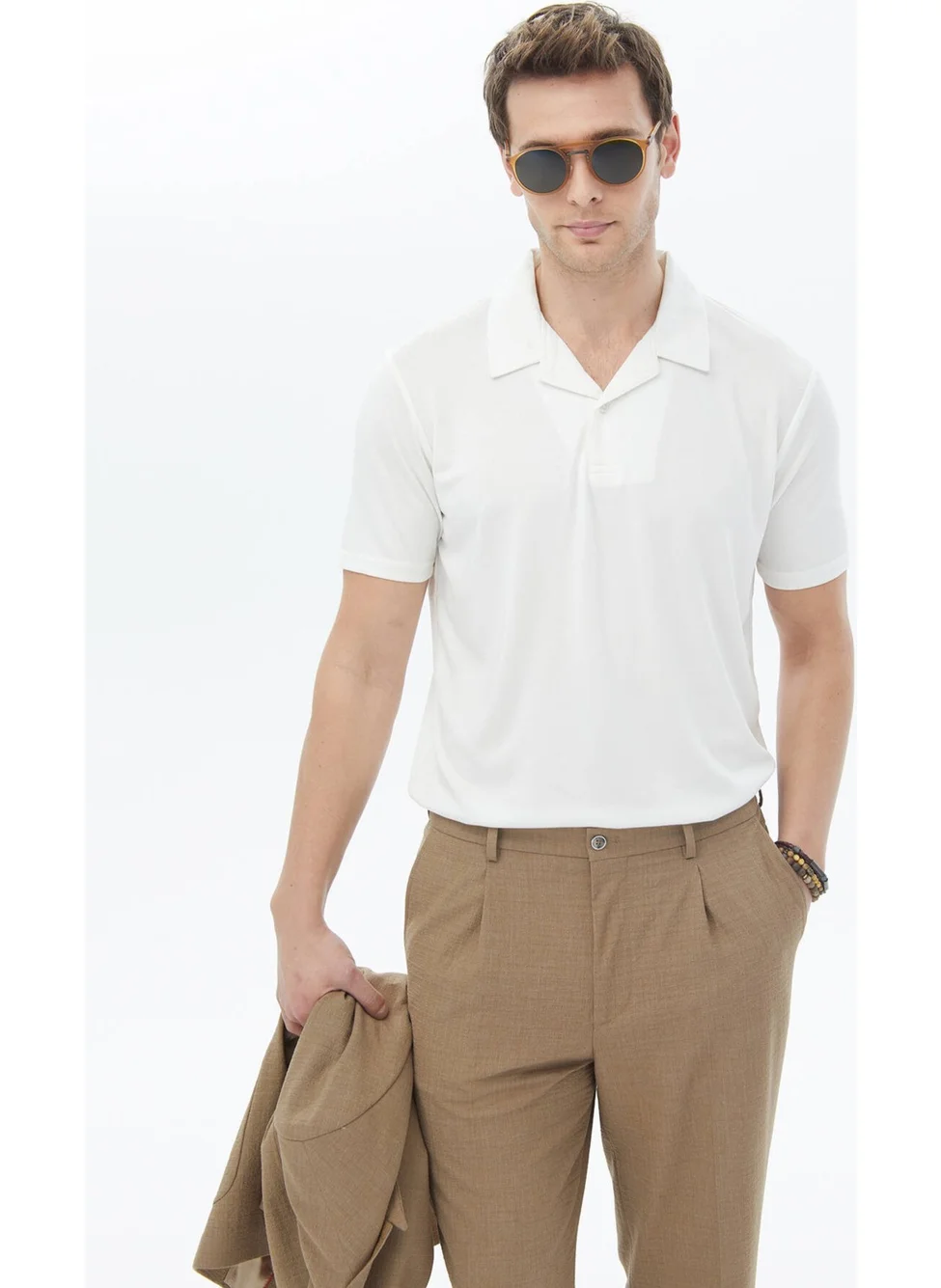 Kip White Plain Cuban Collar T-Shirt