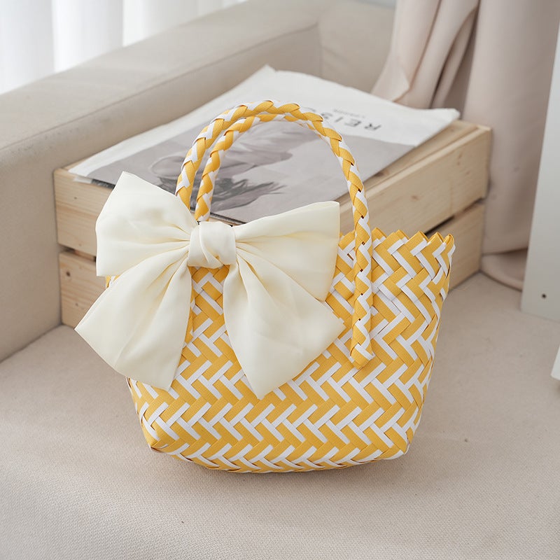 Colorful Woven Hand Basket Wedding Hand Gift Small Food Basket Festive Wedding Gift Suit Bathroom Washing Basket - Image 1