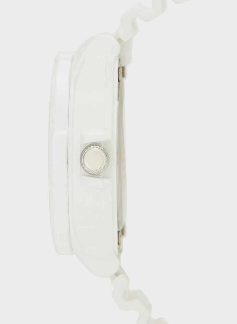 كاسيو ساعة يد انالوج بسوار من اليولي يوريثان - Image 3