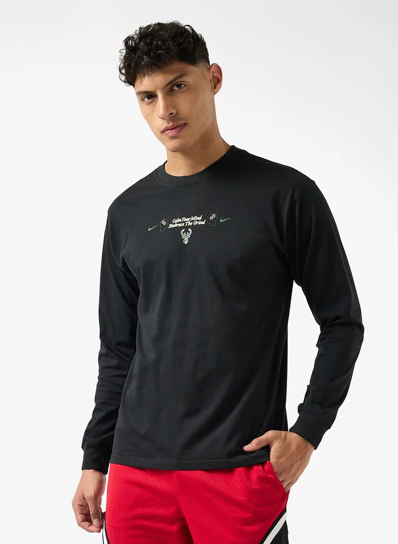 Nike Milwaukee Bucks Max90 T-Shirt