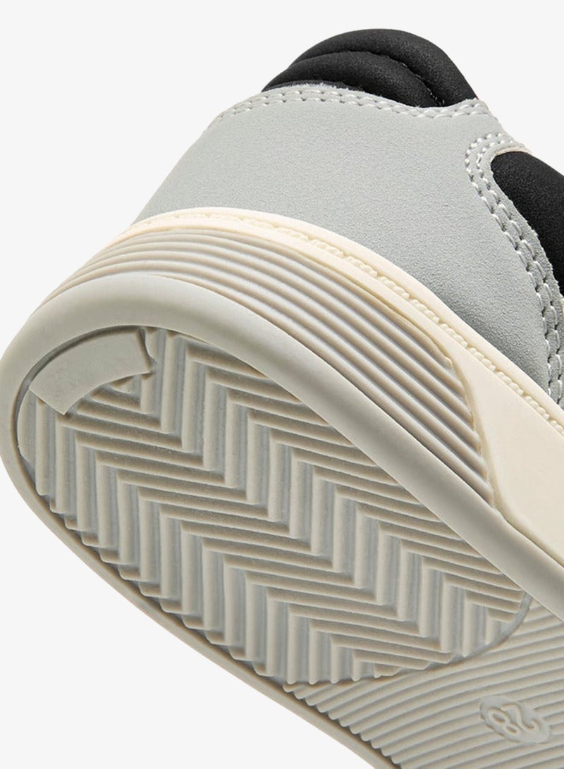 جونيورز حذاء رياضي بألواح وإغلاق بشريط لاصق - Image 5