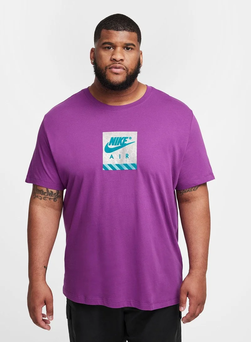Nike Sportswear Club T-Shirt