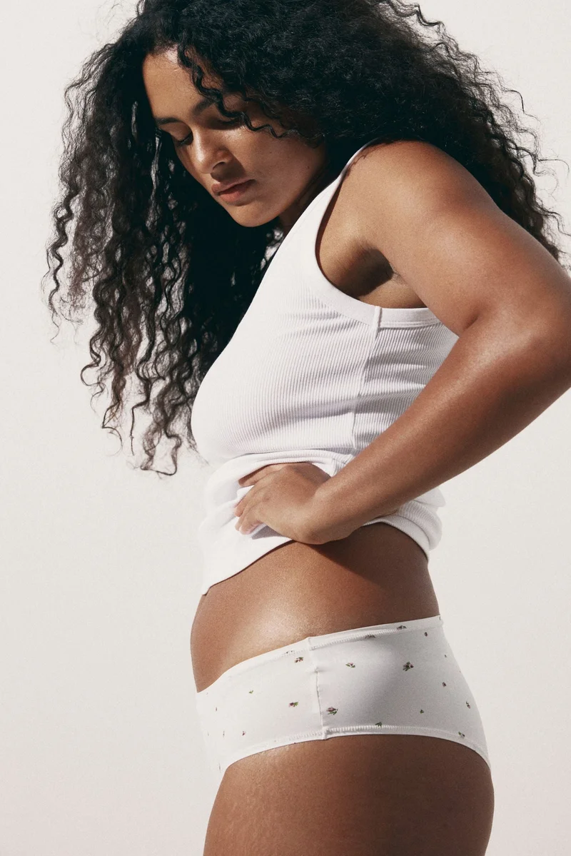 اتش اند ام سروال هيبستر من المايكروفيبر- عبوة من 3 قطع