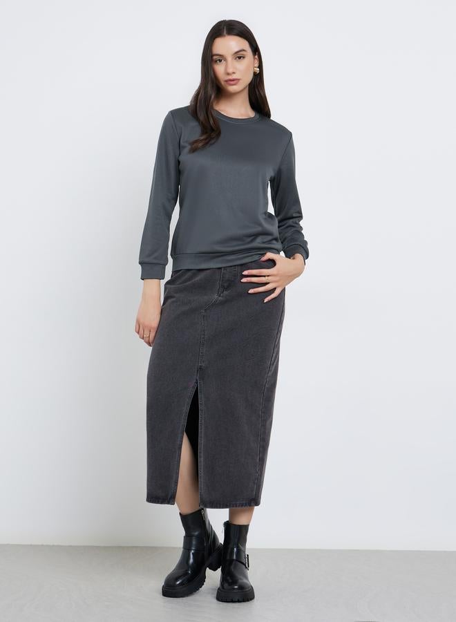 Styli Women Grey Solid Round Neck Sweatshirt - Image 2