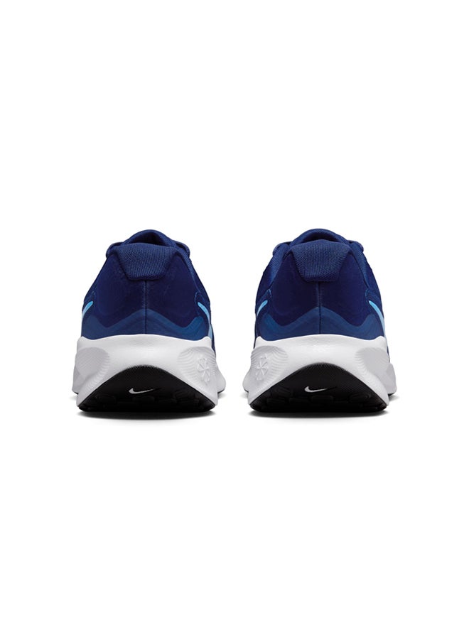 Nike - Nike Revolution 7 - Image 1