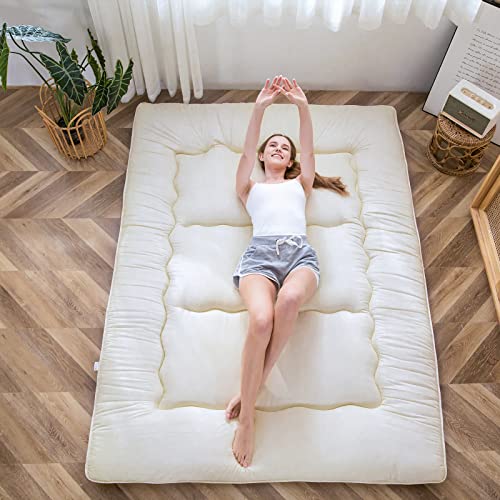 MAXYOYO Japanese Floor Futon Queen Size, Thicken Tatami Mat Sleeping Pad Foldable Roll Up Mattress Trifold Pad Guest Bed, Off White - Image 1