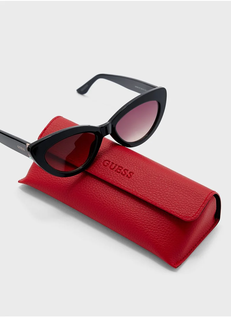 GUESS Oversized Sunglasses