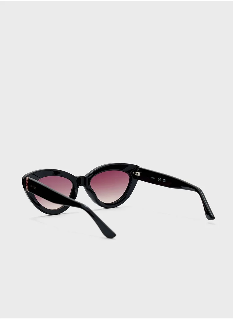 GUESS Oversized Sunglasses