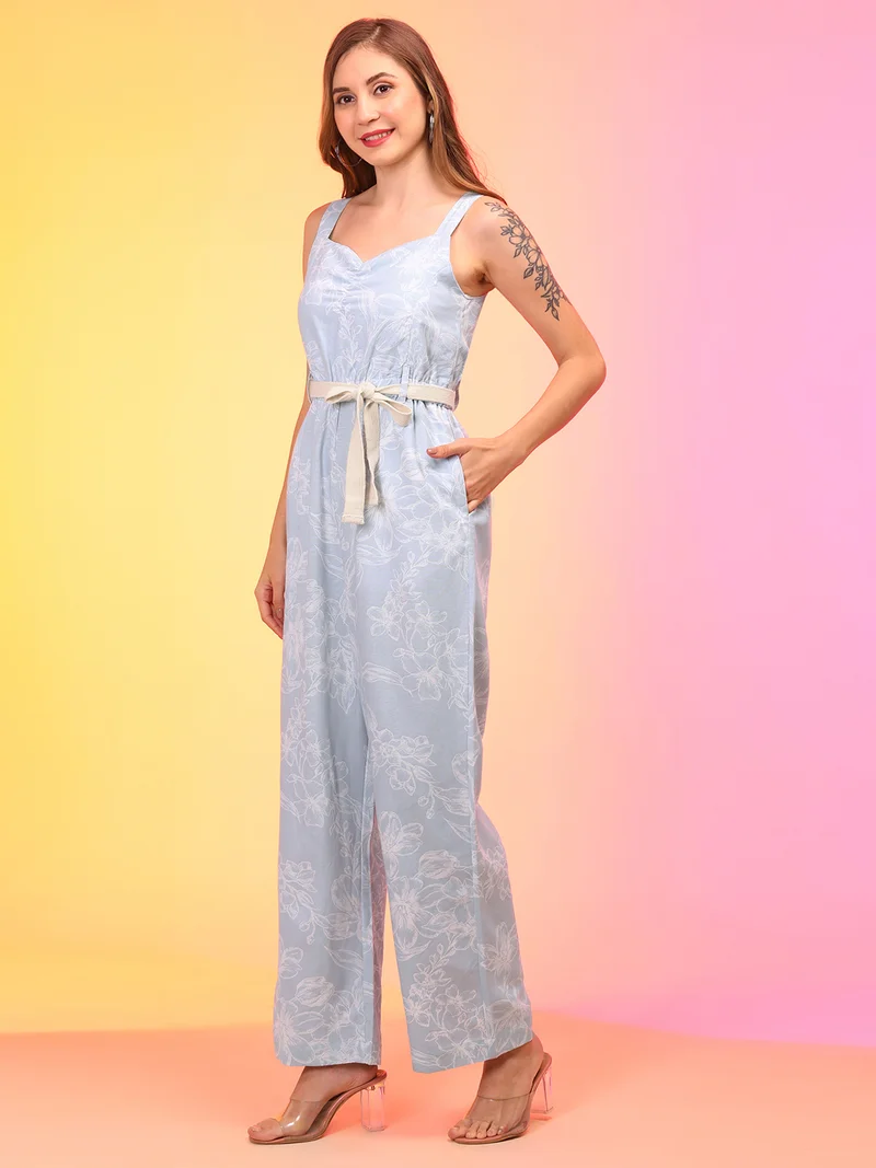 جلو باص جمبسوت نسائي بطبعة زهور بياقة قلب وربطة خصر من جلوبس