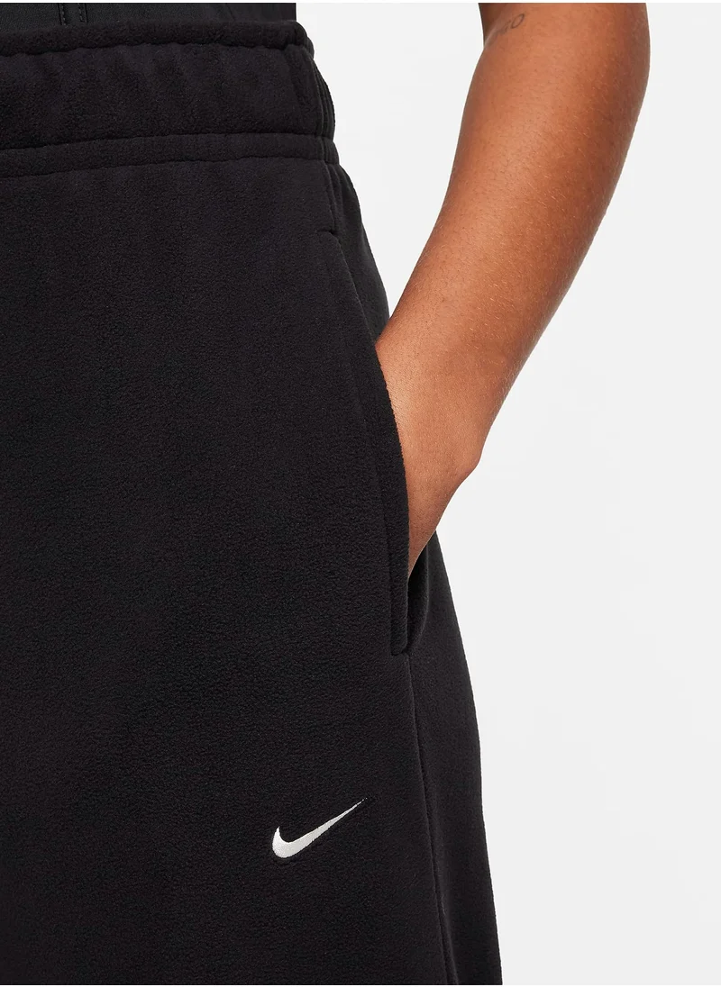 Nike Essential Pants