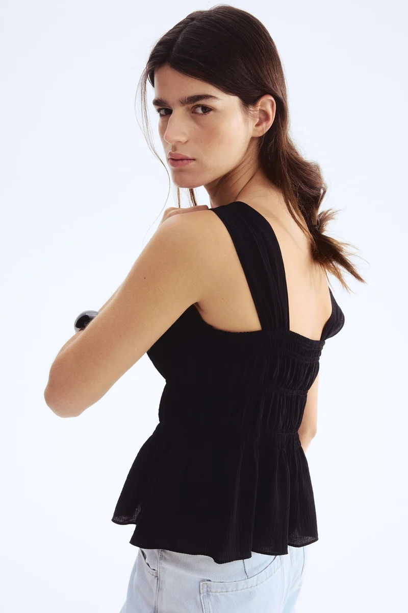 اتش اند ام بلوزة بتصميم منسدل