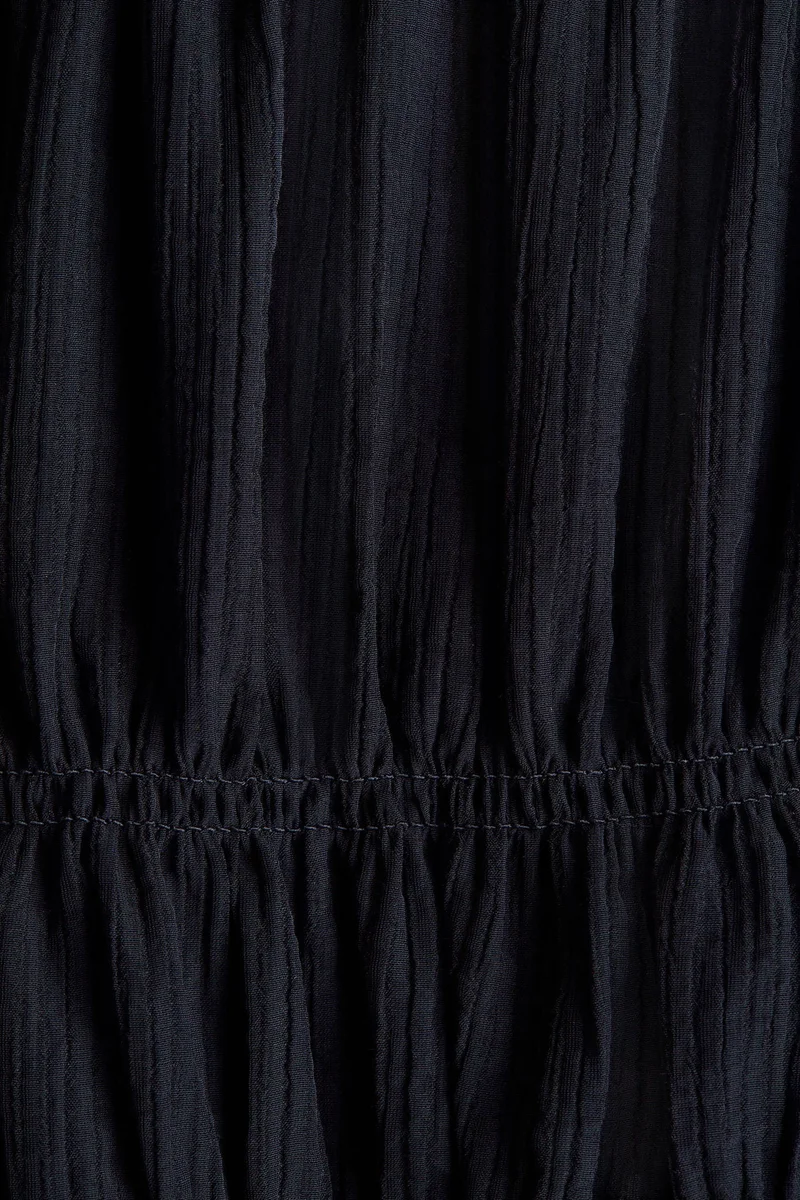 اتش اند ام بلوزة بتصميم منسدل