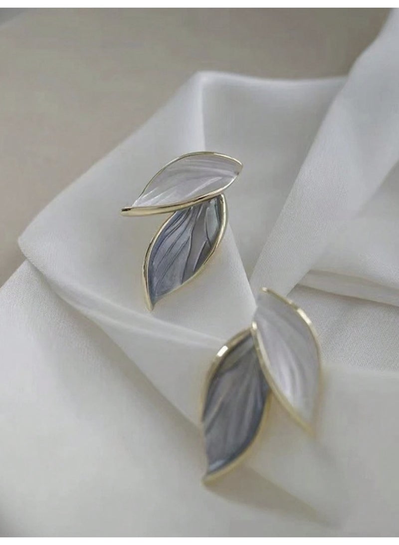 ڤيا أقراط نسائية بتصميم أوراق راقٍ وفاخر - Image 2