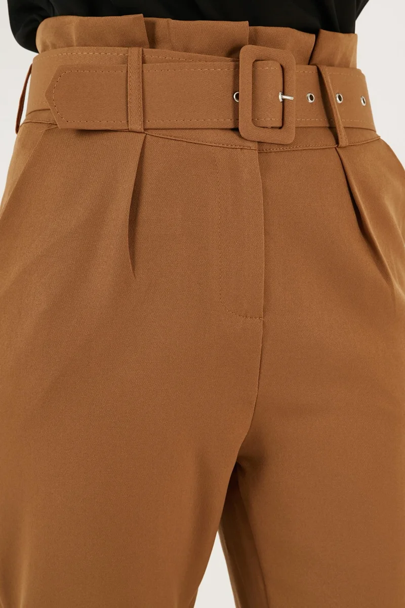 Lela High Waist Pocket Belted Regular Fit Fabric Trousers Women's Trousers 611PL04