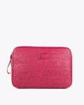 Lola Casademunt Magenta