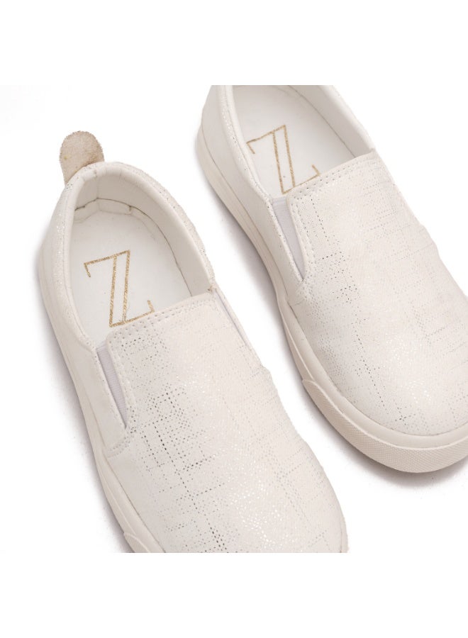 زيلدا حذاء رياضي برباط من الجلد الصناعي زيلدا 500 للبنات، لون أبيض - Image 2