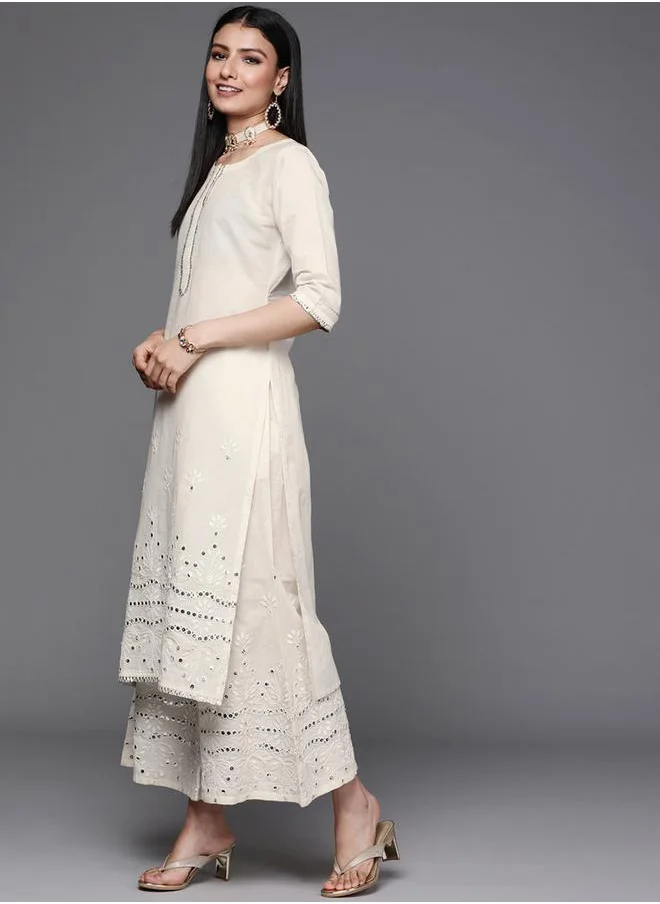 لباس Embroidered Kurta and Palazzo with Dupatta Set by Styli