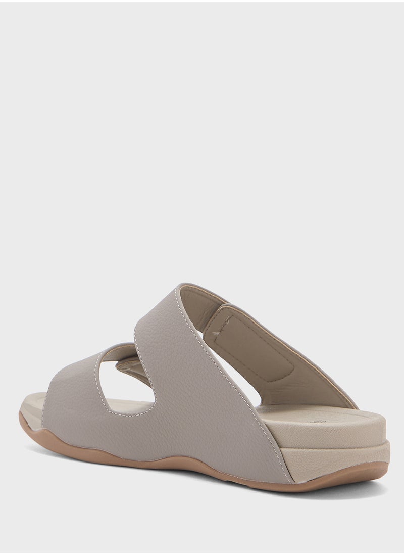 Robert Wood Arabic Sandals  - Image 3
