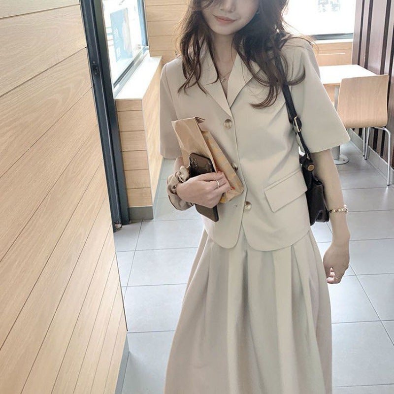 Korean Style Short-Sleeved Suit Skirt for Women, Summer Style Retro Short Top and Half-Length Skirt Two-Piece Set Gray suit - Image 1