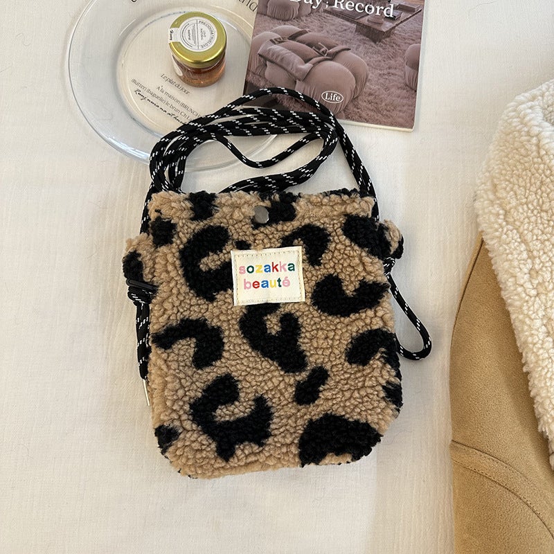 Plush Mobile Phone Bag Korean Style Cute Shoulder Crossbody Bag Imitation Lamb Wool Coin Purse Red Bag Storage - Image 3