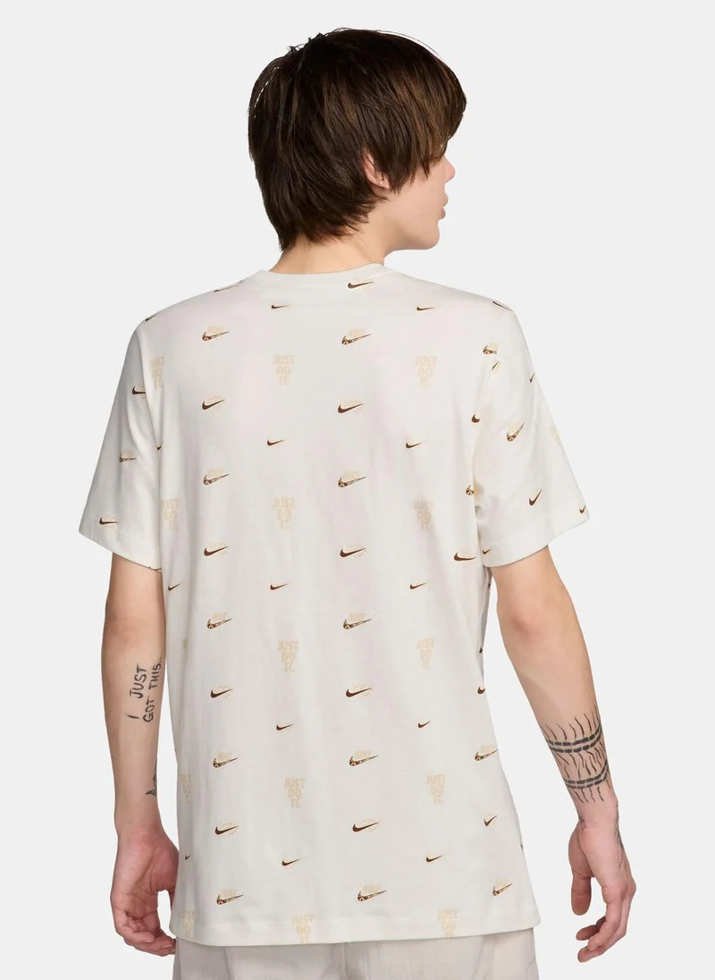 Nike Men's Sportswear Max90 Printed T-Shirt