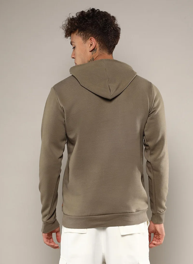 كامبوس سوترا Men's Olive Green Pullover Hoodie With Contrast Drawstring