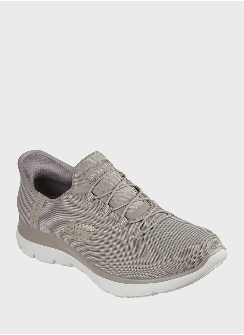 SKECHERS Summits
