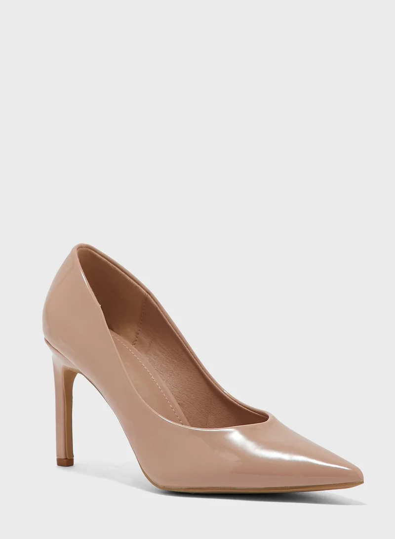 Truffle Shiny Pointed Pump
