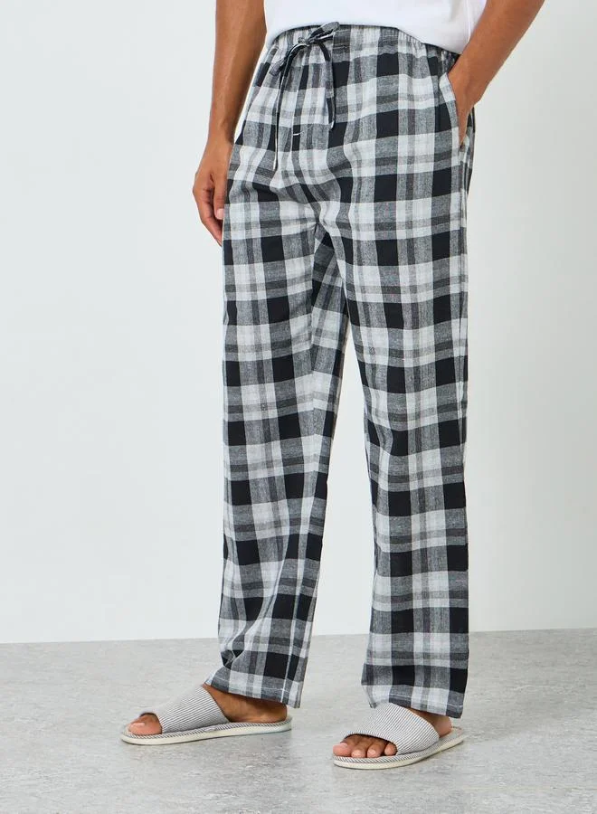 Men Relaxed Fit Checked Pyjama
