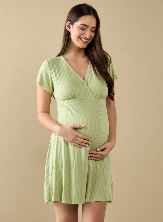 سبلاش فيڤ قميص نوم مضلع بفتحة رقبة على شكل حرف  وأكمام قصيرة - Image 1