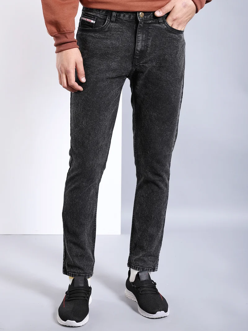 ذا انديان كراج كو Men Slim Fit Solid Mid-Rise Stretchable Jeans