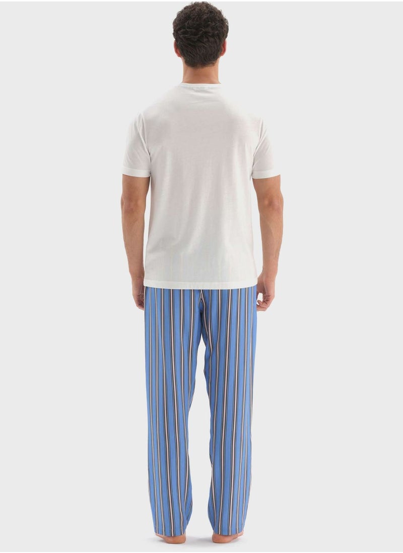 dagi - Nightwear T-Shirt & Trouser Set - Image 1