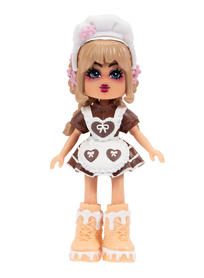 Royale High Mini Baking Class Playset 3-Inches | Exclusive Virtual Item Code Included | Collectable Figure | Fashion Doll | For Fans, Gamers & Collectors! | Official Licensed Product - Image 5