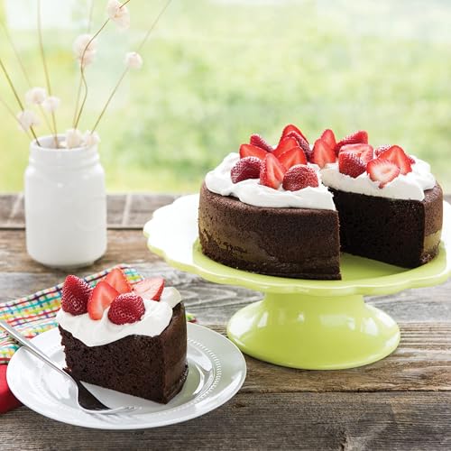 Nordic Ware Treat Nonstick 9 inch Round Cake Pan - Image 5