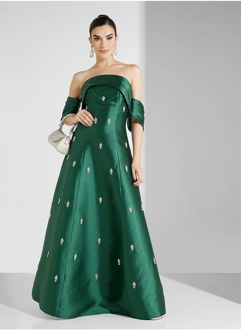 نمشي x Off Shoulder Rhinestone Embellished A Line Gown