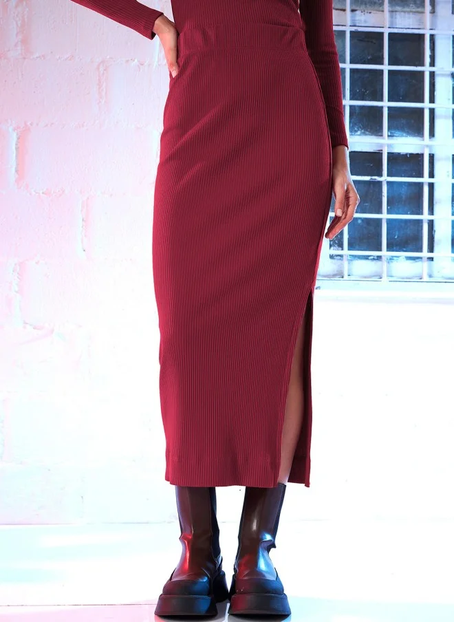 SASSAFRAS Maroon Self Design Pencil Midi Skirt for Women