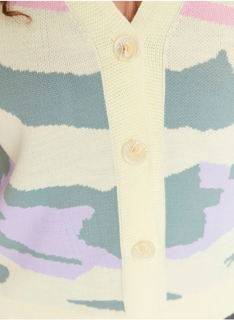 Trendyol Curve Printed V-Neck Sweater