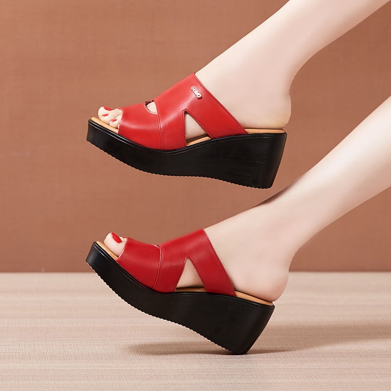 Soft-Soled Wedge Sandals For Women 2025 Outer Wear Platform Thick-Soled Slippers Waterproof Platform Fitting Room Slippers - Image 4