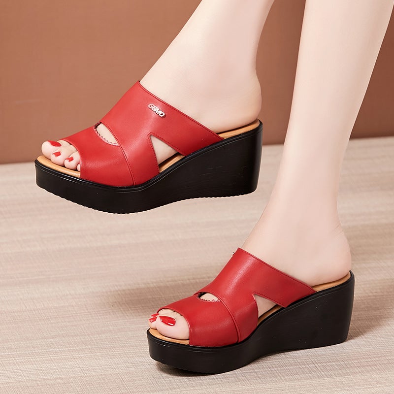 Soft-Soled Wedge Sandals For Women 2025 Outer Wear Platform Thick-Soled Slippers Waterproof Platform Fitting Room Slippers - Image 1