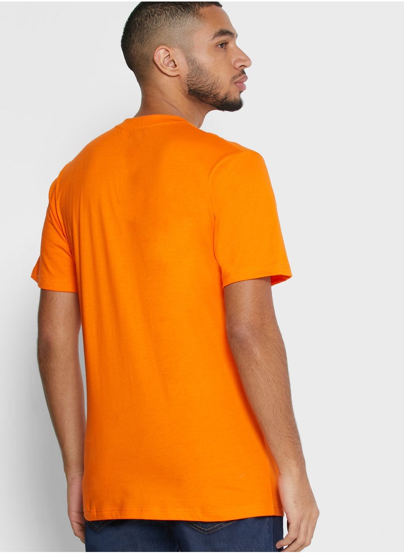 Seventy Five Basics Essential Crew Neck T-Shirt  - Image 2
