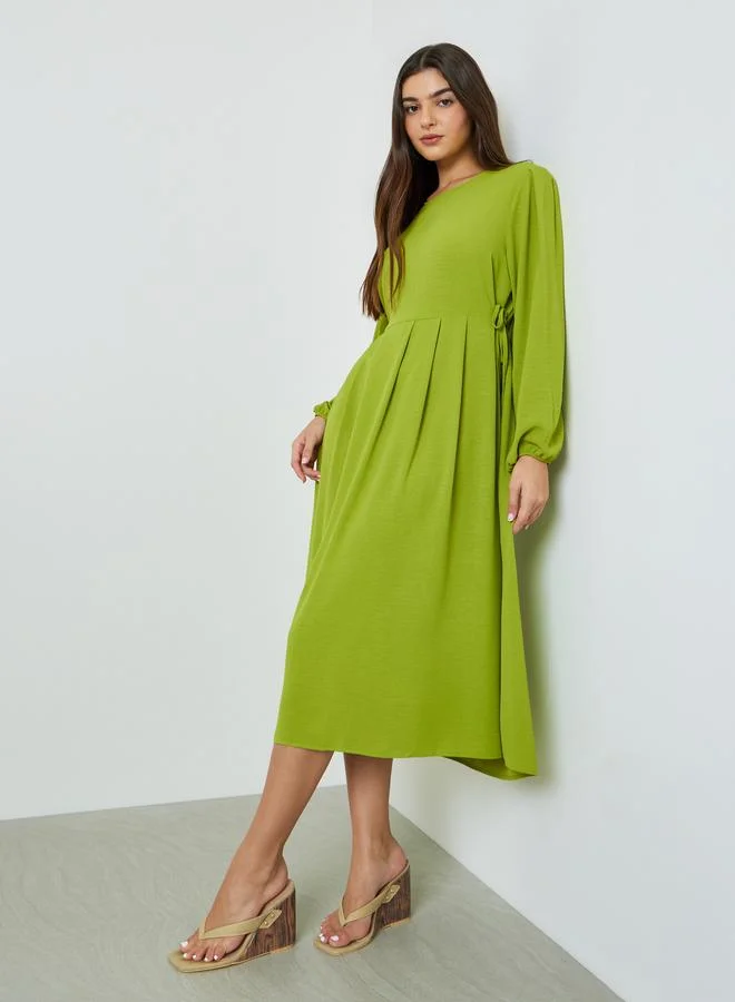 تايك تو Green Solid Tie-Up Waist Pleated A-Line Midi Dress