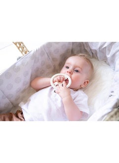 Sophie la girafe Circle Teether From 0 Month From 100% Natural Rubber - pzsku/Z7615A167801B287967DDZ/45/_/1738305454/094a787e-dde1-48e1-b868-324c75c50a95