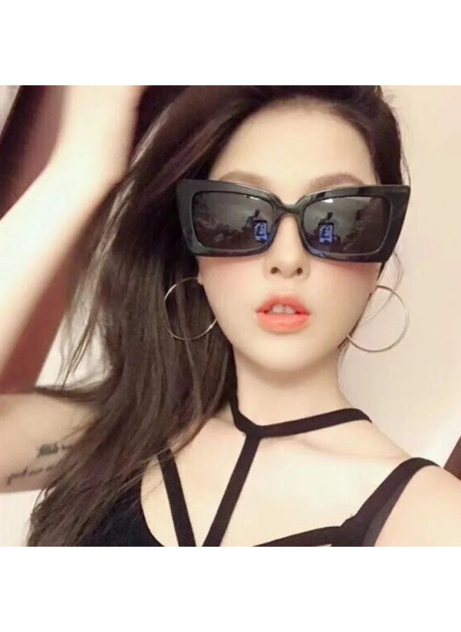 Generic - Retro Cat Eye Sunglasses Trendy Gradient Candy Color Butterfly Shape Sun Glasses New Fashion Women Luxury Design Shades Eyewear-Lenses Color:C4 - Image 1