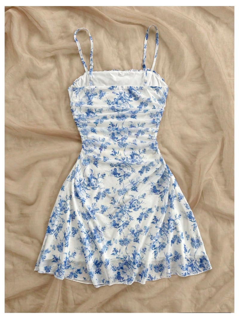 WDIRARA Women's Floral Print Ruched Cami Dress Spaghetti Strap Ruffle Hem Mesh Mini Dress Blue and White Medium - Image 3