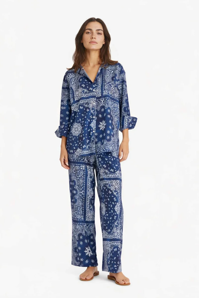 ديفاكتو Fall in Love Regular Fit Paisley Patterned Beach Trousers