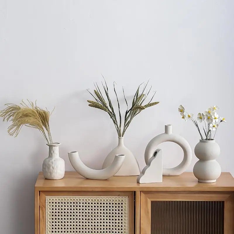 Bluejw Nordic Simple Ceramic Vase for Dried Plants – Minimalist Vegetarian Home Decor, Desktop Flower Arrangement for Living Room, Office, and Shelf Display - Image 3